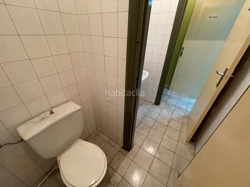 Foto 3dcf06ee-9da9-43d6-a7a6-9ad5c6b75fc2. Locale commerciale in calle celtas cortos 14 in Delicias Valladolid