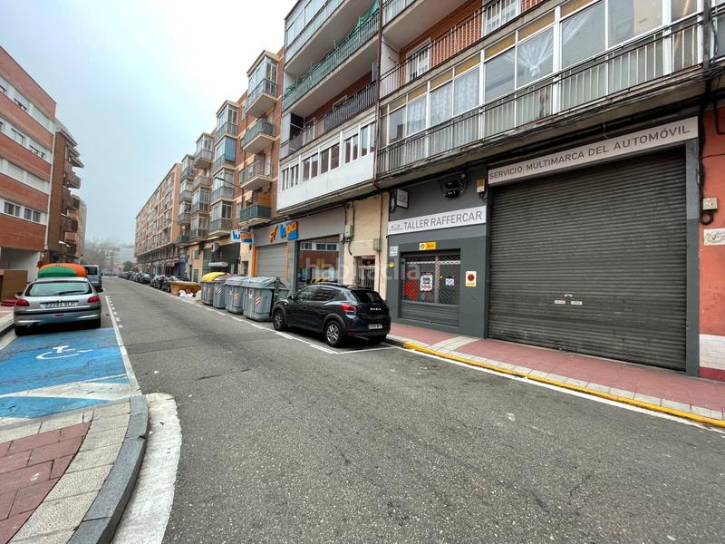 Foto a9f1ea18-5fbf-4368-a165-86ee8785676d. Locale commerciale in calle celtas cortos 14 in Delicias Valladolid