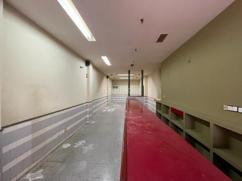 Foto d67c899e-70e9-4573-b2f4-5764645c5ea8. Locale commerciale in calle celtas cortos 14 in Delicias Valladolid