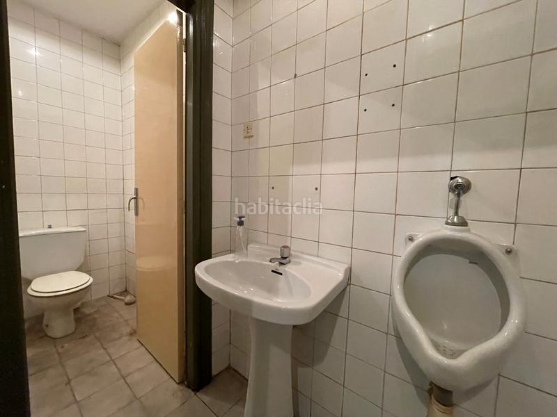 Foto dd9def70-a4f7-4807-a490-b8e8a7220ba6. Locale commerciale in calle celtas cortos 14 in Delicias Valladolid