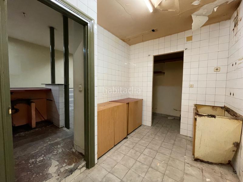 Foto eaef3d5c-e6ed-42a2-9237-11348b50d023. Locale commerciale in calle celtas cortos 14 in Delicias Valladolid