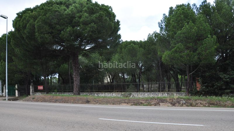 Foto e25856fd-811d-4a09-b25c-907474b83d91. Terrain résidentiel dans carretera aldeamayor 84 dans Tudela de Duero