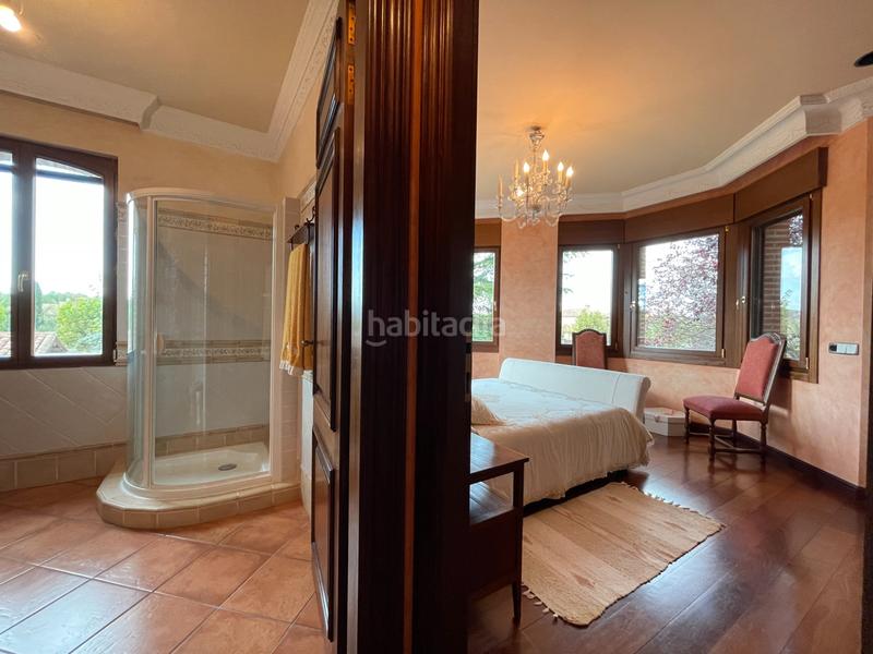 Foto 097d8445-6fd3-4f49-9542-cc395a2f4284. Chalet chalé exclusivo en Extrarradio Valladolid