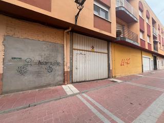 Motorcycle parking in Calle Solana Alta 21