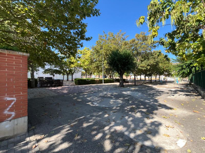 Foto 041d8793-8944-4337-98f2-12bb5c72f132. Piso en calle estrella 5 en Campaspero