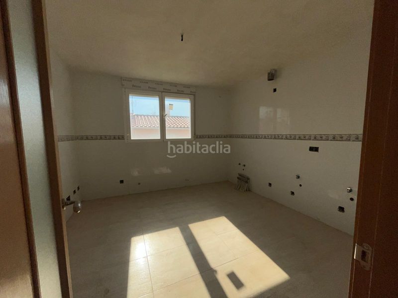 Foto 54d1f4f0-293b-40bb-960c-b57d1a920876. Edifici a calle estrella 5 a Campaspero