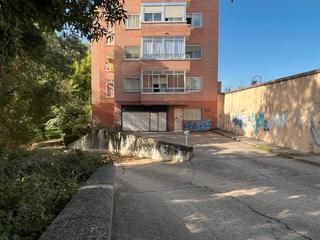 Autoparkplatz in Calle bosque 56