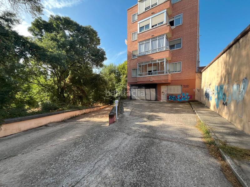 Foto 4146a0bc-3c3d-41fc-96f5-8736d64c0809. Autoparkplatz in calle bosque 56 in Tudela de Duero