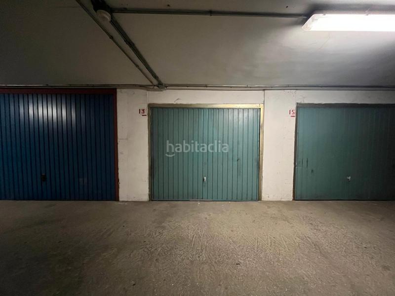 Foto f0df6306-6da0-444b-96cd-1baeb2fcc34d. Autoparkplatz in calle bosque 56 in Tudela de Duero