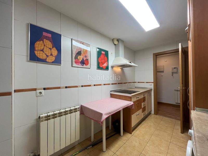 Foto dc6a0c7a-1783-4b8e-8763-9cc2fd1d2200. Location appartement dans calle laguna 17 dans Cistérniga