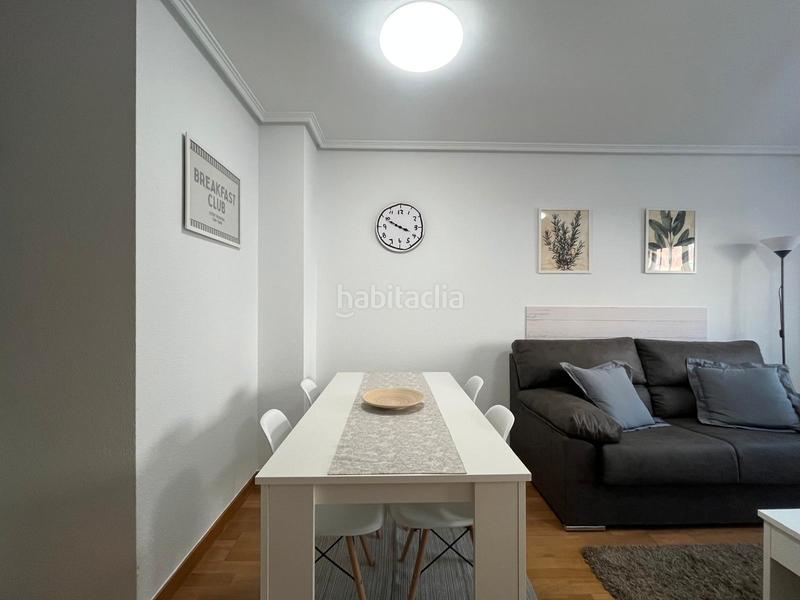 Foto a5f70d88-7030-49f0-8ed0-78c59c3e7e36. Miete etagenwohnung in calle laguna 17 in Cistérniga