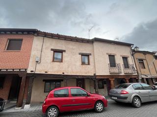 Casa adossada en Calle mayor 15