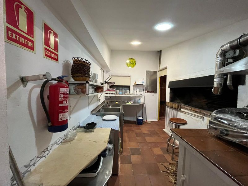 Foto c207ee09-dd95-4860-9806-7945d6846299. Locale commerciale in calle fragua 1 in Santibáñez de Valcorba