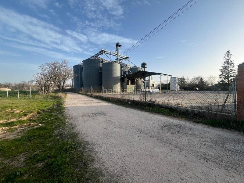 Foto 994edad4-d451-4c1e-ad15-e861d6401237. Finca rústica a Tudela de Duero