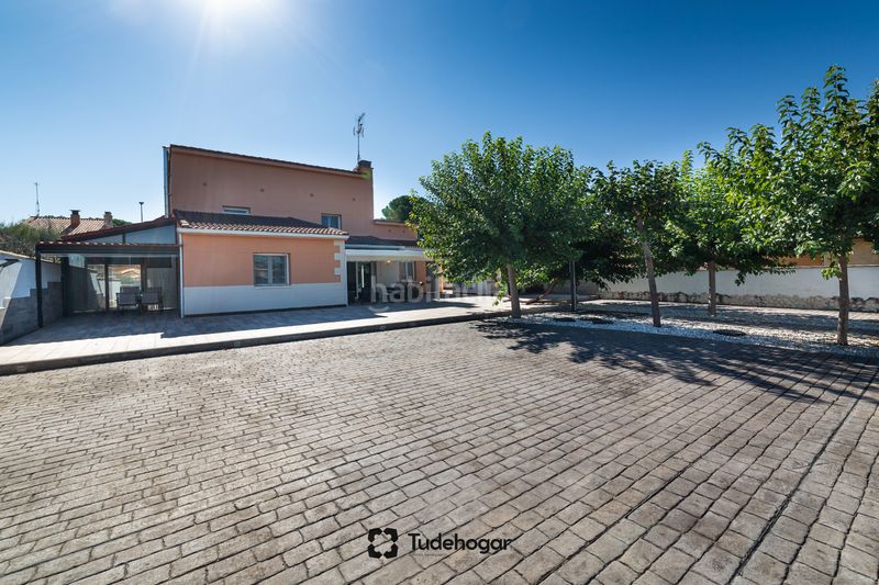 Foto 4810a86e-e5a9-4c3d-9606-1dac36e27421. Xalet amb xemeneia calefacció aparcament a Tudela de Duero
