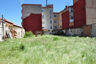 Terreny residencial  Calle ramón y cajal. Venta de terreno urbano con bodega en el corazón de tudela de du