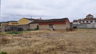 Solar industrial  Calle lope de vega. Terreno urbano en venta en renedo de esgueva