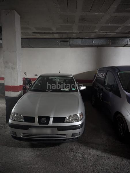 Foto 529800b0-39b7-4260-8dda-3dd9675b86ee. Posto auto in carrer sant marià 28 in Centre Viladecans