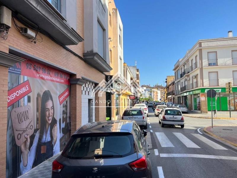 Foto 95d6ae1c-bb7a-473a-94a8-8c079fbd7446. Local comercial a los pirralos 35 a Centro - Doña Mercedes Dos Hermanas