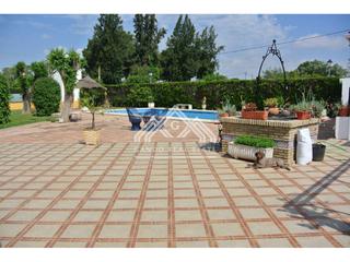 Xalet a Oromana. Chalet en venta en centro