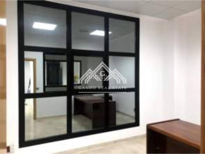 Foto 3f6985ad-6dfc-41c2-93d7-c15296640043. Oficina a Arco Norte - Avda España Dos Hermanas