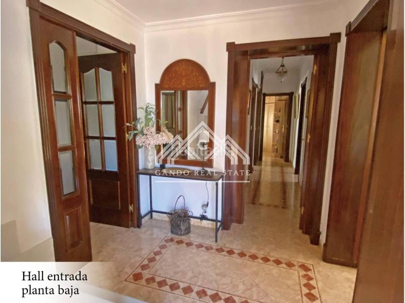 Foto 0fcb26c1-a1ac-4d2c-8e79-0c532d03f78c. Xalet amb aparcament a Arco Norte - Avda España Dos Hermanas