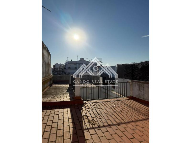 Foto 6745d06c-68a5-4da1-86b9-6523899d7892. Casa adosada casa en venta en El Arenal - La Pólvora Dos Hermanas