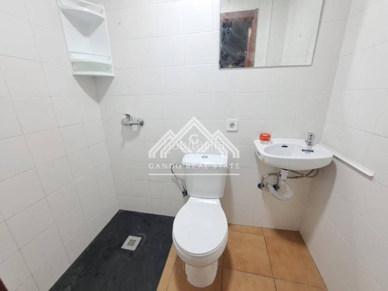 Foto a5fe55c5-2a2c-4b47-abcc-cb87d2467f1a. Alquiler local comercial local en alquiler avenida españa en Dos Hermanas