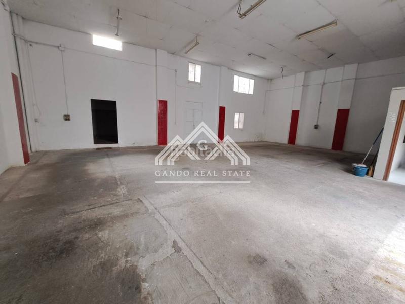 Foto f66ead22-ec5f-4a19-9a67-f7575d3f3de2. Alquiler local comercial local en alquiler avenida españa en Dos Hermanas