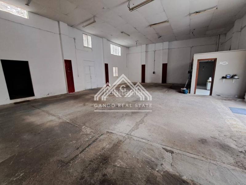 Foto fbe35977-e4f9-4672-ba84-bd65a58ca898. Alquiler local comercial local en alquiler avenida españa en Dos Hermanas