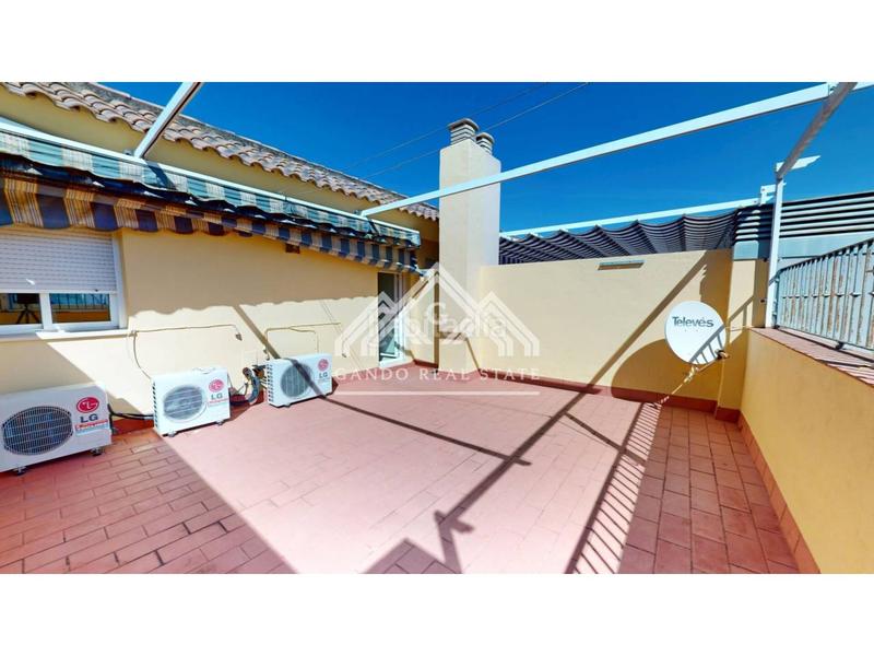 Foto 3a41a391-d4ff-4f05-b7ab-e6e315cdc6c0. Zweistöckige wohnung mit parking in Centro - Doña Mercedes Dos Hermanas