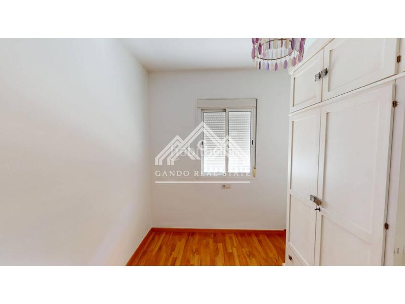 Foto 48f3679d-2e2d-4b78-9630-e7047163907e. Zweistöckige wohnung mit parking in Centro - Doña Mercedes Dos Hermanas