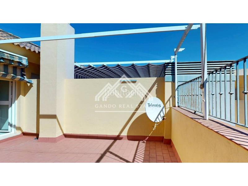 Foto 54bbe949-297a-48f9-9bdb-4495955673a7. Zweistöckige wohnung mit parking in Centro - Doña Mercedes Dos Hermanas