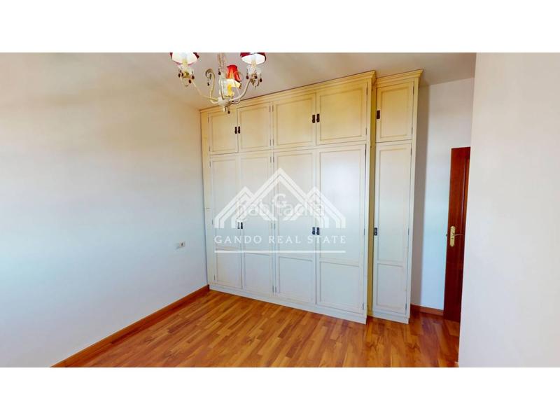 Foto 67771125-91c8-4363-b40b-d769c4a91cd5. Zweistöckige wohnung mit parking in Centro - Doña Mercedes Dos Hermanas