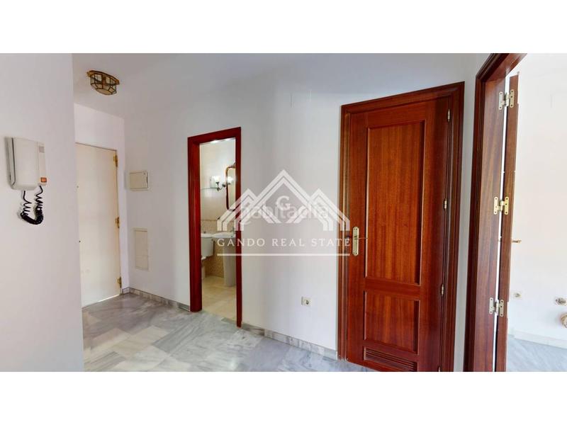 Foto b40ea21d-ae75-4be7-a010-fcd83766ee93. Zweistöckige wohnung mit parking in Centro - Doña Mercedes Dos Hermanas