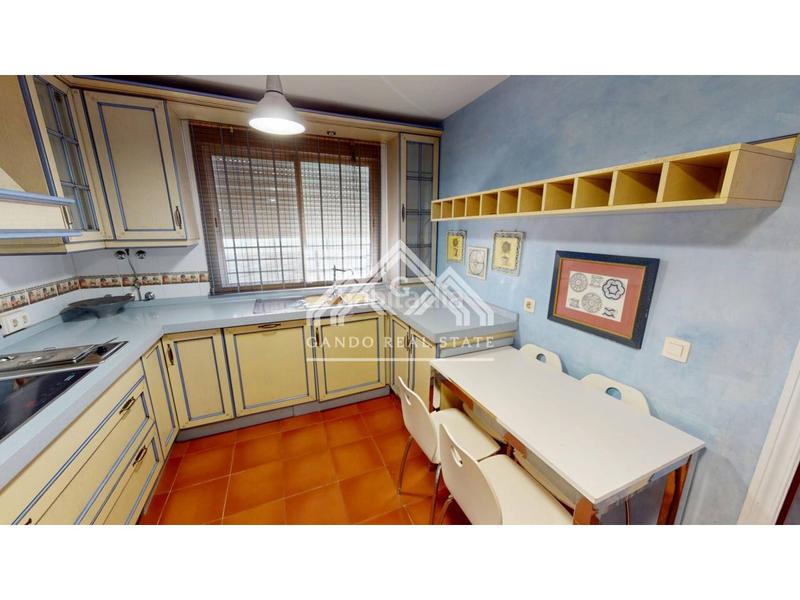 Foto c57eee90-f988-40c9-9a42-173d20bf209a. Zweistöckige wohnung mit parking in Centro - Doña Mercedes Dos Hermanas