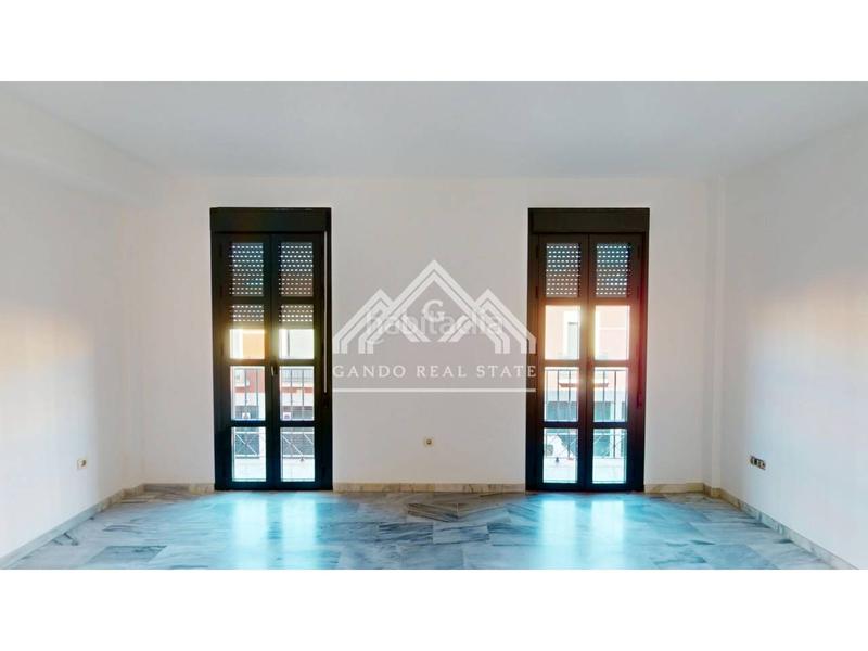 Foto e826e985-76b6-4c95-8327-adb541df371a. Zweistöckige wohnung mit parking in Centro - Doña Mercedes Dos Hermanas