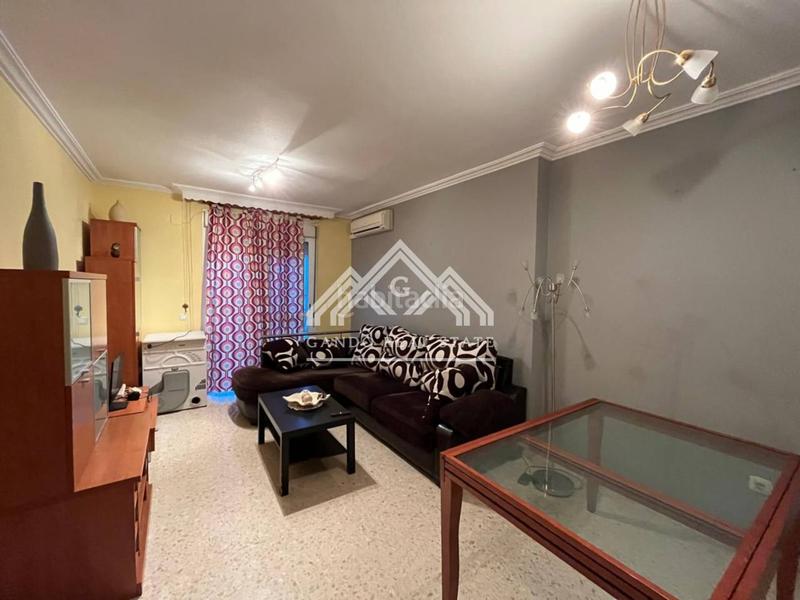 Foto be3996a4-eb65-4ad5-805c-4bb04fa93f05. Affitto appartamento con parcheggio piscina in Arco Norte - Avda España Dos Hermanas