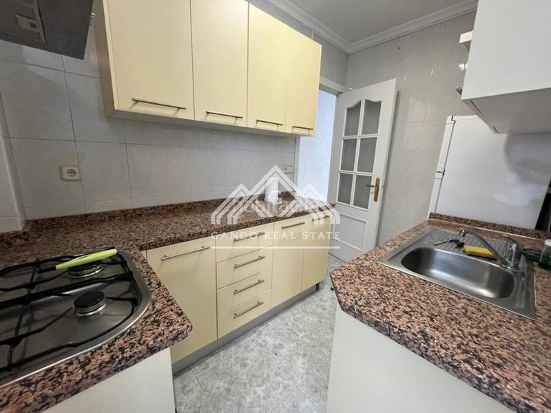 Foto 38deebb6-807e-45f2-a1d0-d8c65bb7faa0. Alquiler piso  en alquiler en triana barrio león en Sevilla