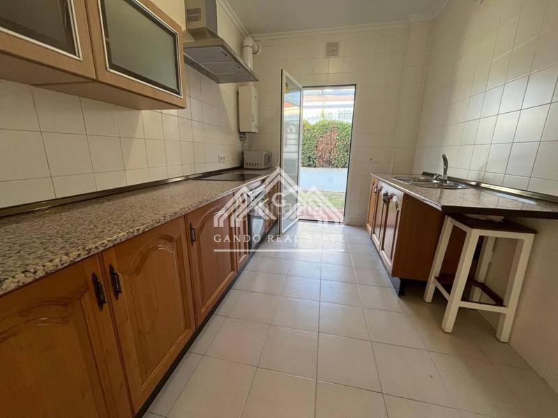 Foto f0b815ee-d5af-4a66-a358-ba976ee52ace. Miete chalet mit parking in Olivar de Quintos Montequinto