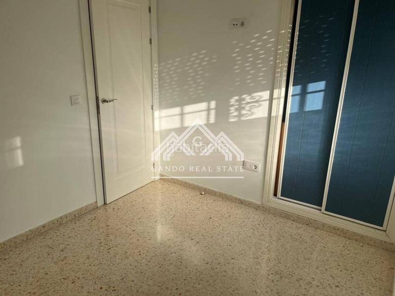 Foto 5cec52f8-9386-446b-a9f1-6bf4056c0fc3. Rent chalet with parking in Olivar de Quintos Montequinto