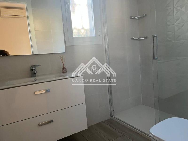 Foto 8ce8592f-03f0-4a68-84c4-c2317d692503. Rent chalet with parking in Olivar de Quintos Montequinto