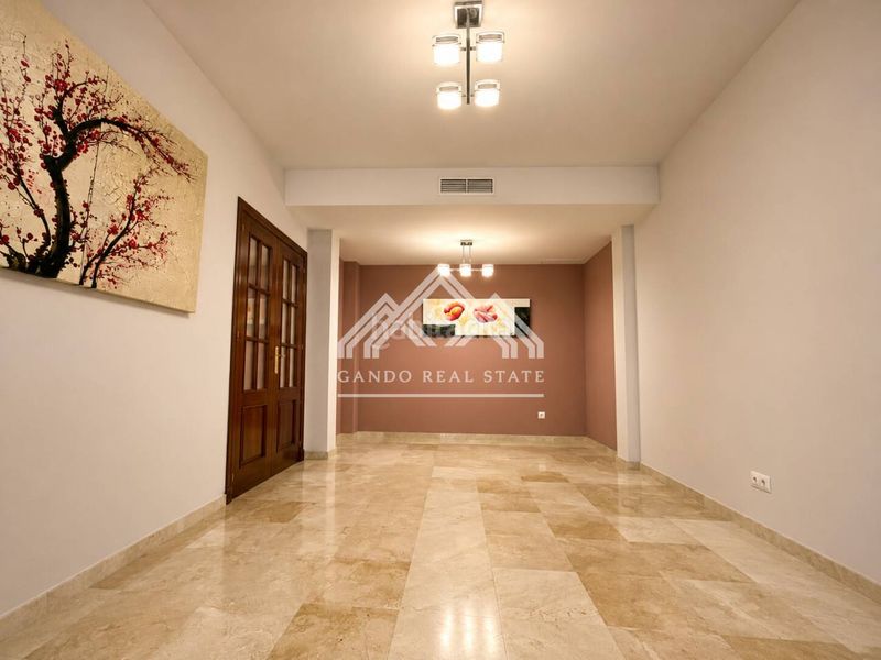 Foto 8b9cc0a2-11ac-470e-b43c-43672568a093. Casa amb aparcament a Arco Norte - Avda España Dos Hermanas