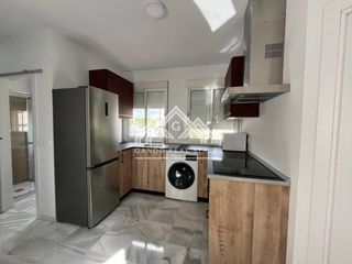 Rent Flat in Vista Azul - Consolación. Oficina reconvertida en apartamento