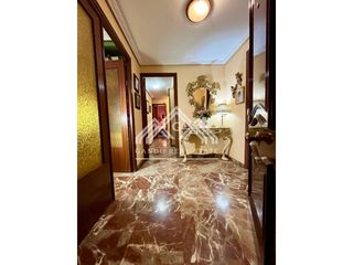 Pis  Calle canonigo. Piso en venta en centro dos hermanas