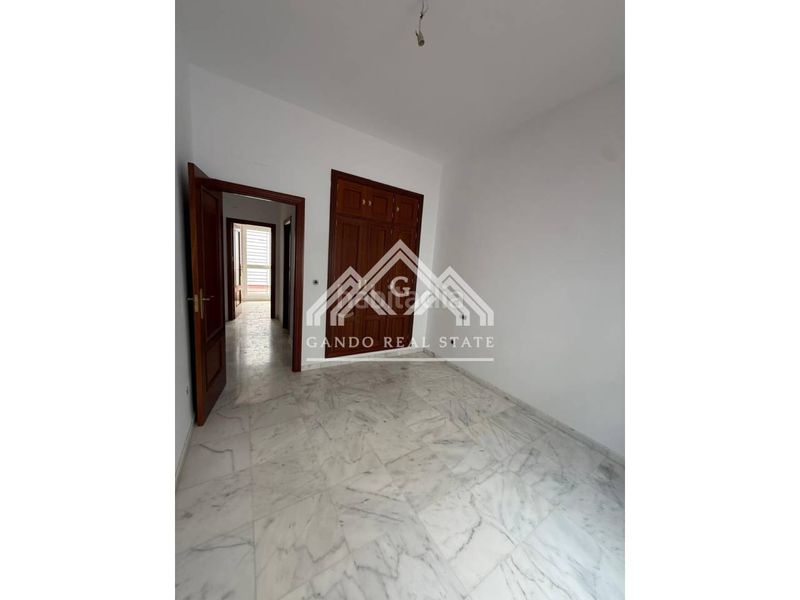 Foto 48f7caa4-971b-41ee-8dd0-b8c55809cd2a. Pis a Centro Utrera