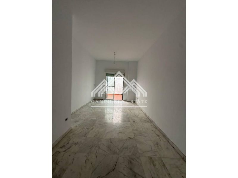 Foto 8fa6c2f9-f8f7-40a2-886c-7ae36536f5b2. Pis a Centro Utrera