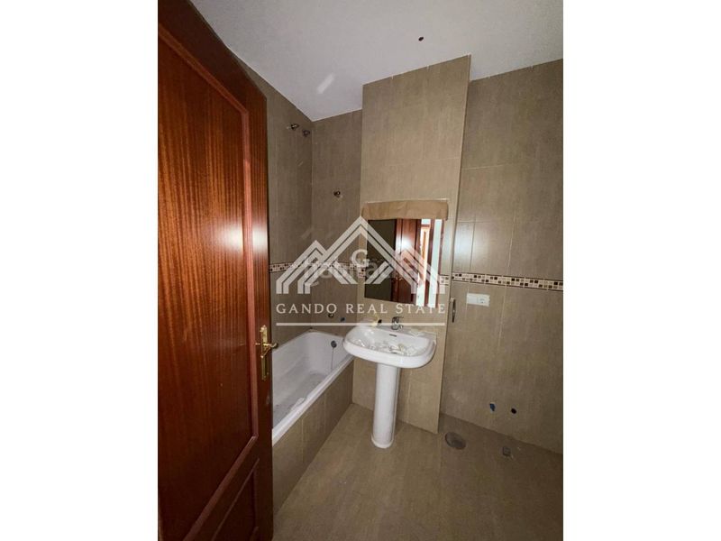 Foto d6ab2bd4-3291-4680-8677-729ae9d2ca15. Pis a Centro Utrera