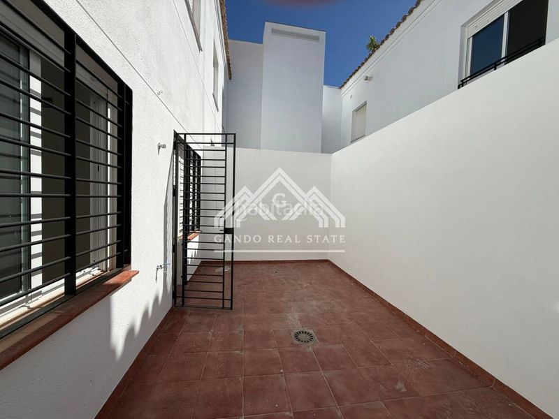 Foto 98438672-5cbd-4c41-9b38-6a24fc5ae16a. Pis a Centro Utrera