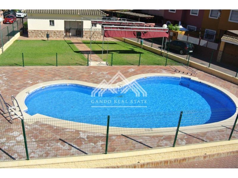 Foto a118fbaa-a9ea-42cd-9103-34825de5082b. Alquiler casa  en alquiler en arco nortela alquería en Dos Hermanas